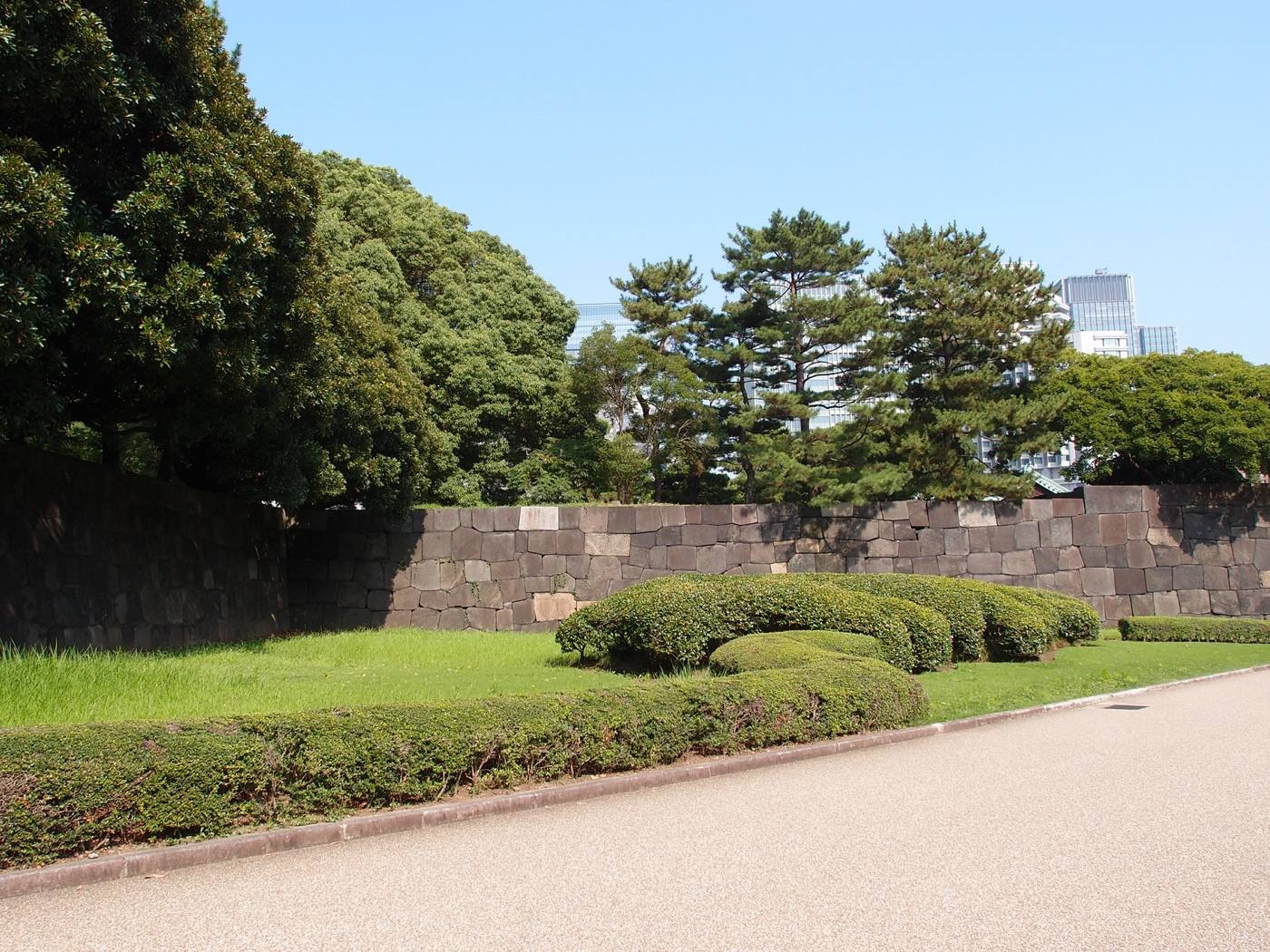 the Imperial Palace, Tokyo Station and Ginza